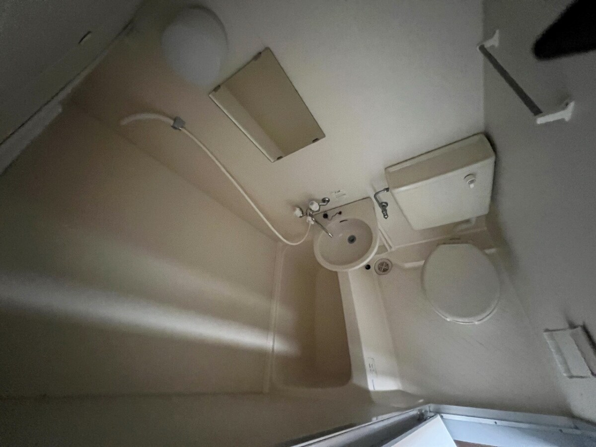 フラワーハイツC棟の物件内観写真