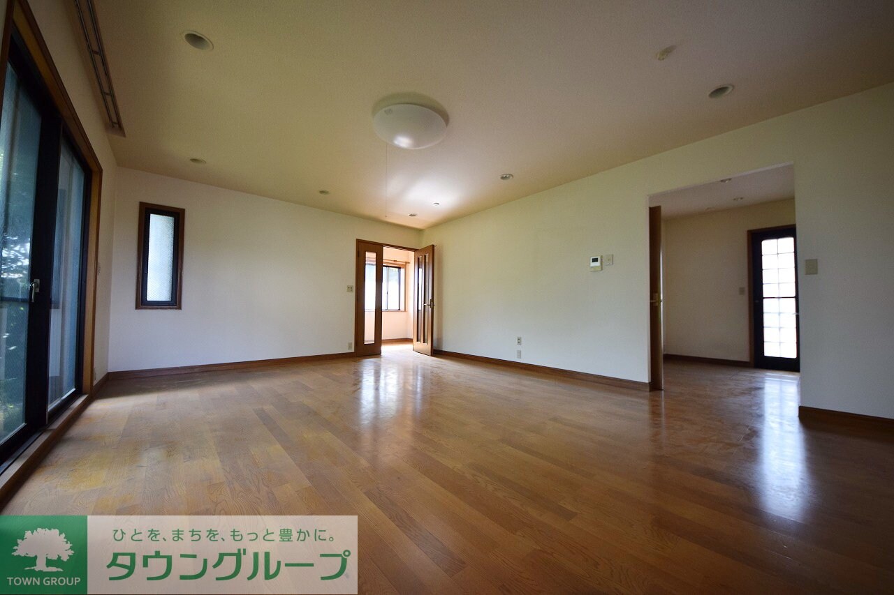 尾林住宅の物件内観写真