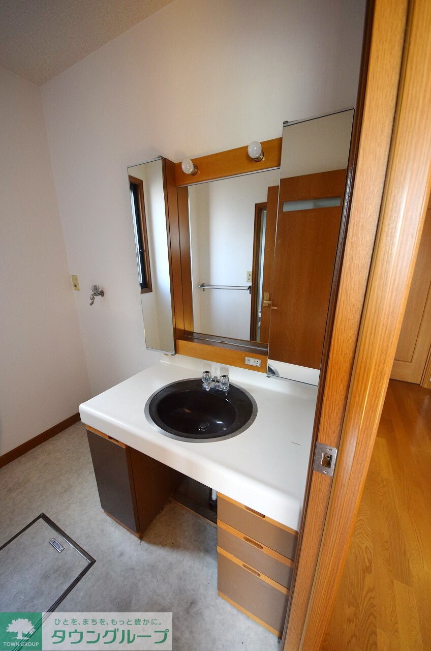 尾林住宅の物件内観写真