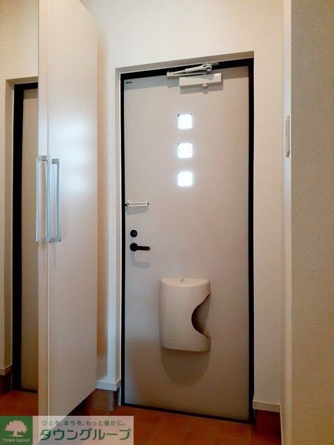 バーントシェンナ IIの物件内観写真