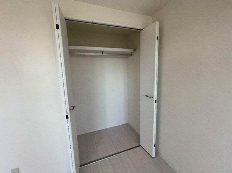 リバービレッヂMの物件内観写真