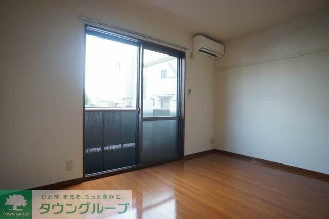 West Houseの物件内観写真