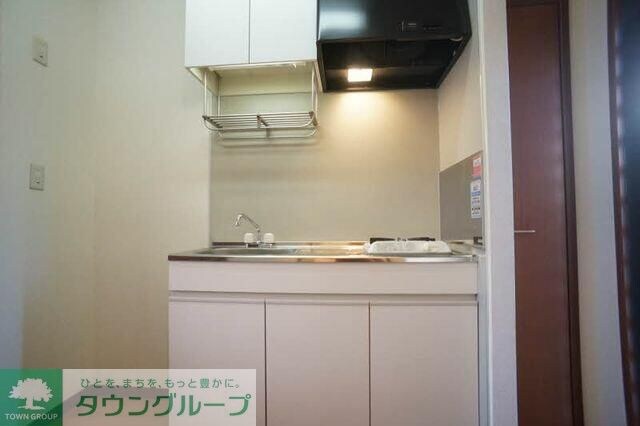 West Houseの物件内観写真