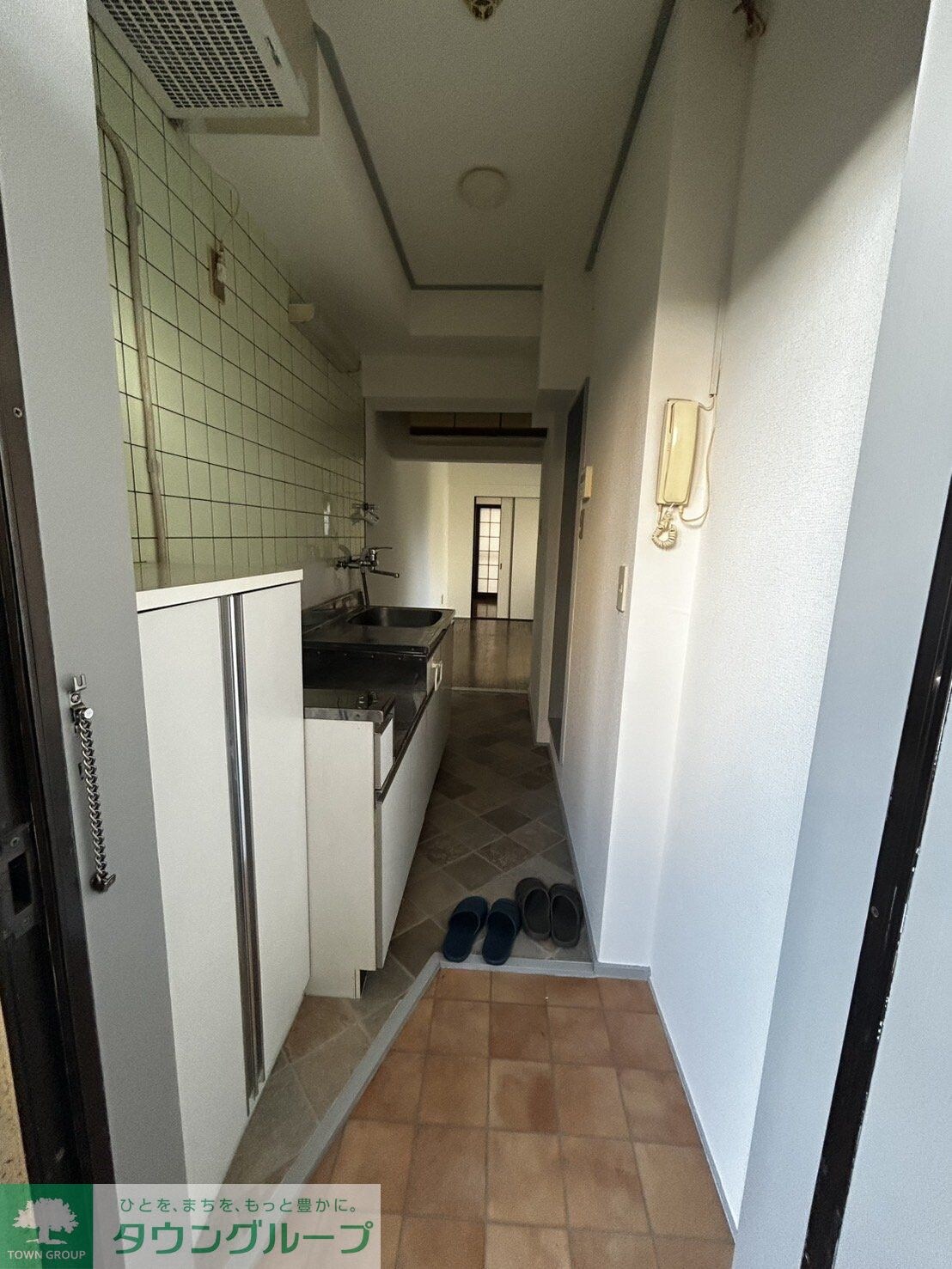 ロイヤル牛浜の物件内観写真