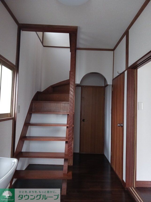 福生市南田園3-6-8戸建の物件内観写真