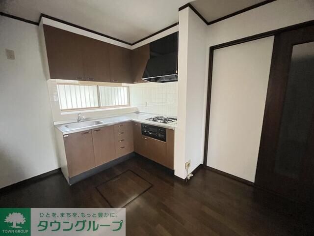 中藤4丁目戸建の物件内観写真