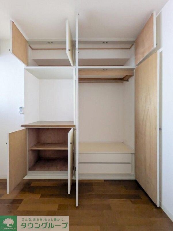 リフィーネめじろ台の物件内観写真