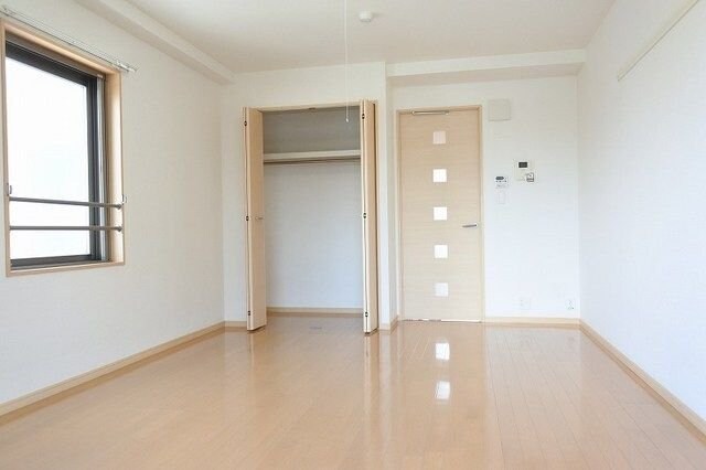 グロースリングの物件内観写真