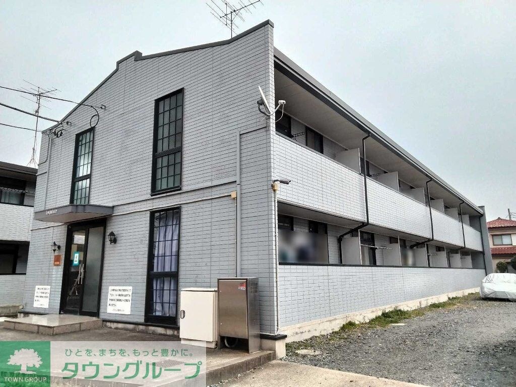 レオパレスホワイエIIIの物件外観写真