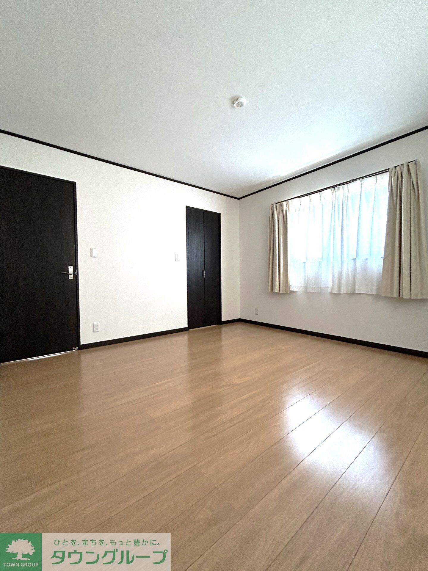 坂下町3丁目戸建の物件内観写真