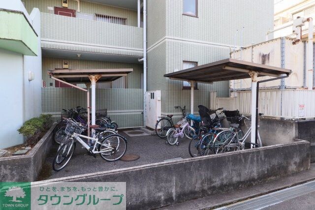 グリーンゲーブルの物件内観写真