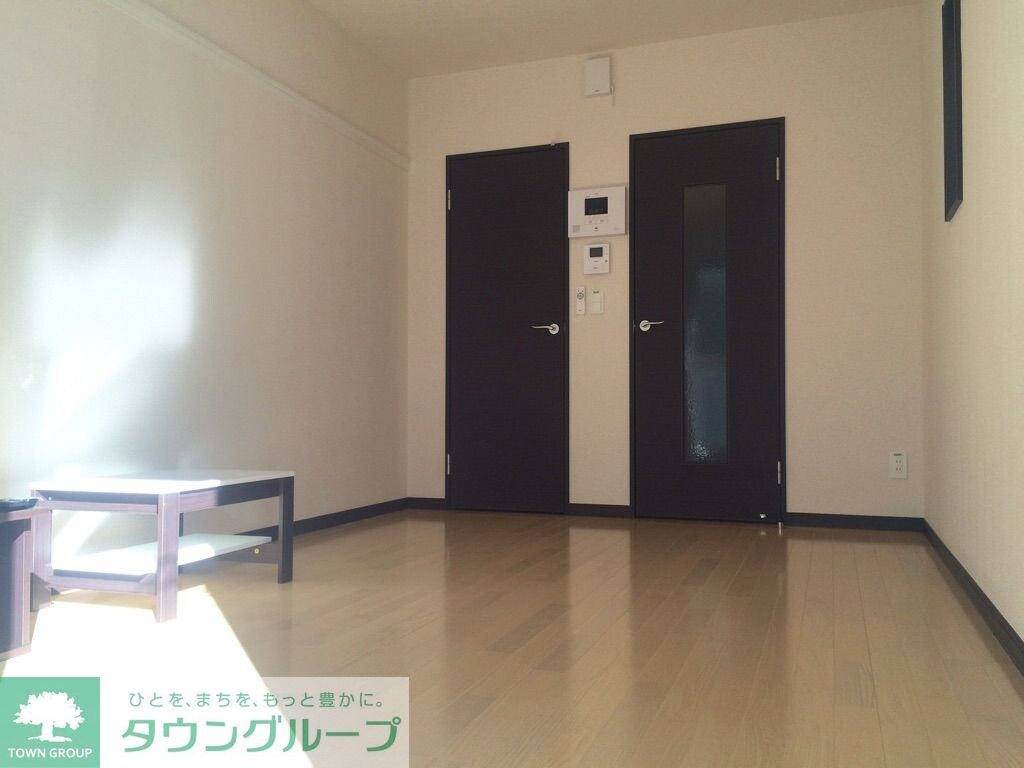 レオネクストカサミラIIの物件内観写真