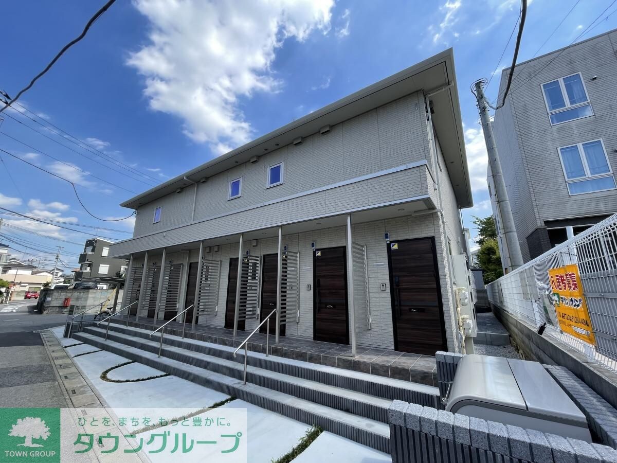 グランシャリオの物件外観写真