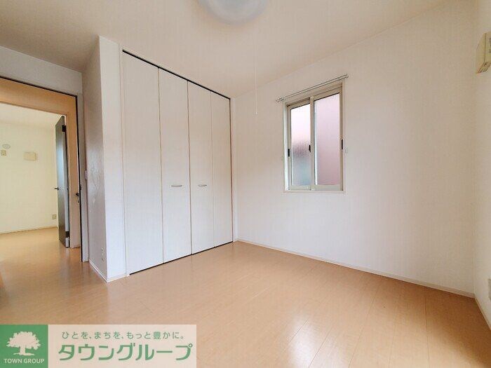 ウィスタリア Fの物件内観写真