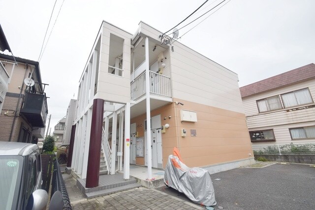 レオパレスBrillianceの物件外観写真