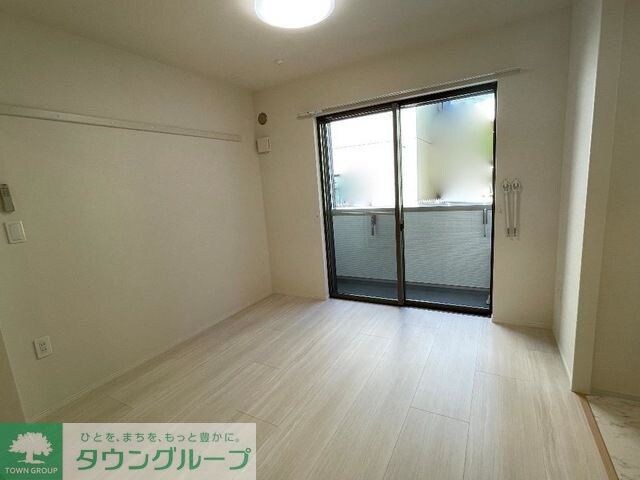 サン フォレストVの物件内観写真