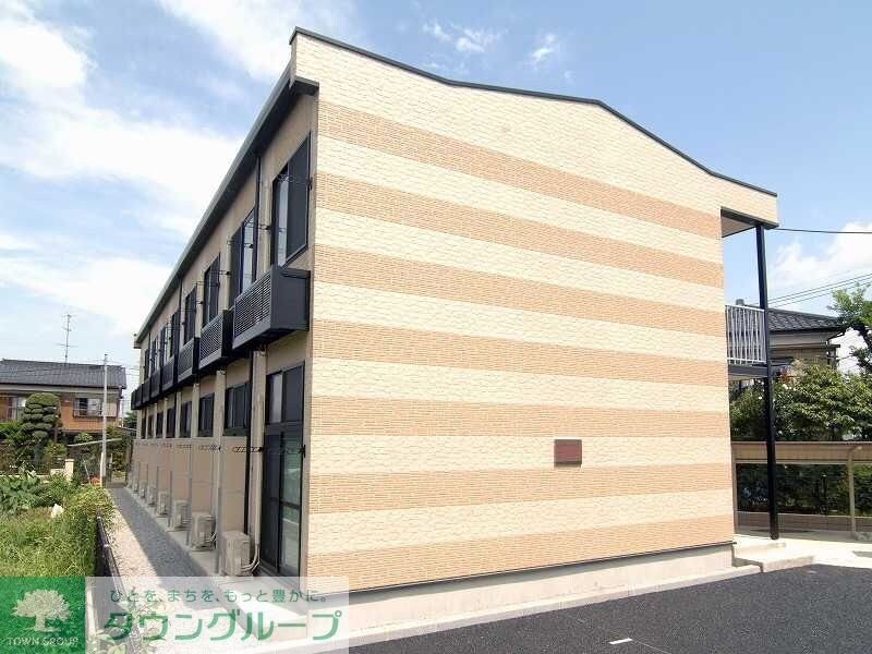 レオパレススピカの物件外観写真