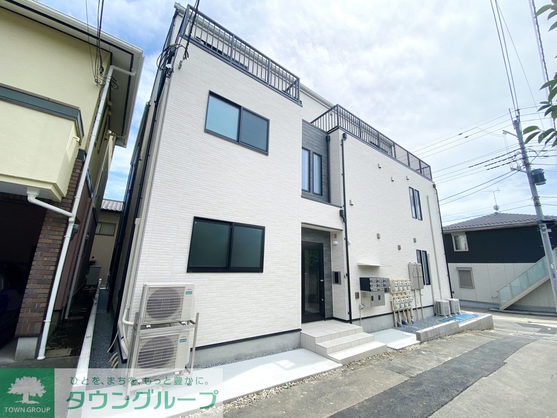 エミネックス与野本町III A棟の物件外観写真