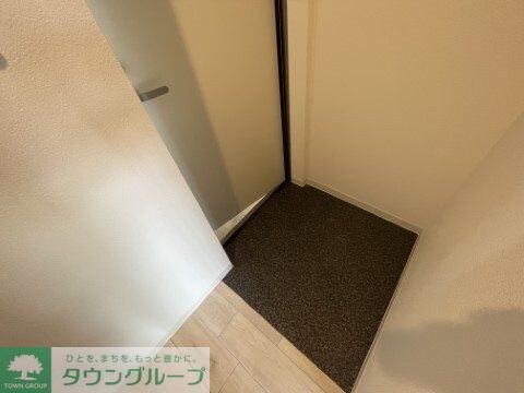 エステイトB西大宮の物件内観写真