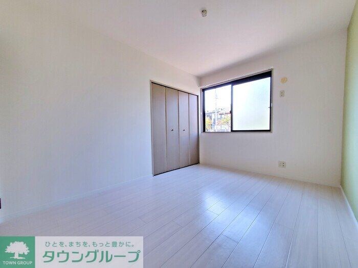 メゾンドール 弐番館の物件内観写真