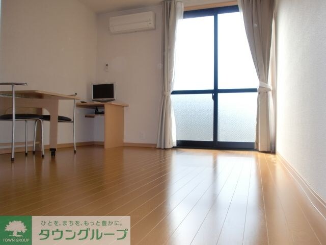 レオパレスエミールプラザの物件内観写真