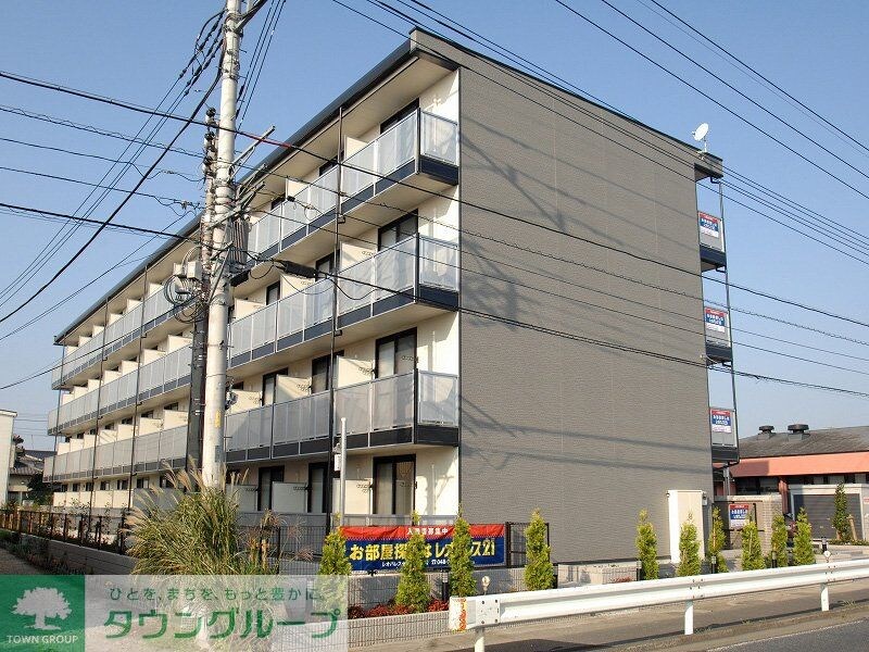 レオパレスエミールプラザの物件外観写真