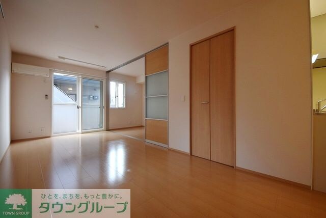 フォッサート・トレ弐番館の物件内観写真