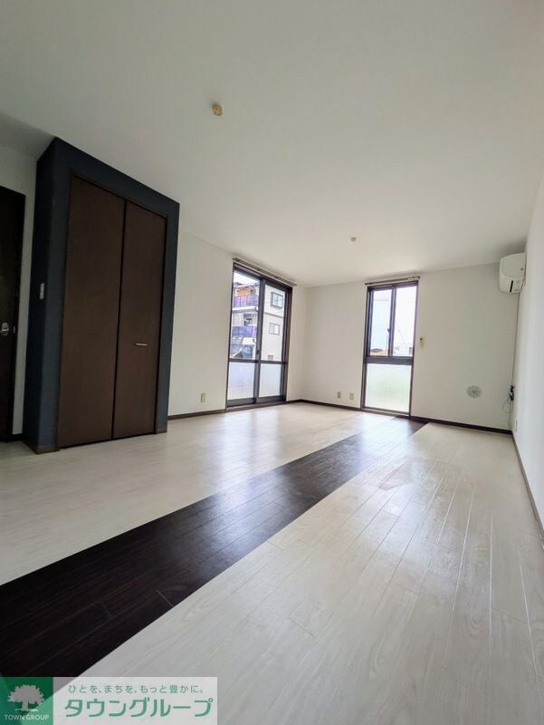 ドミエールAの物件内観写真