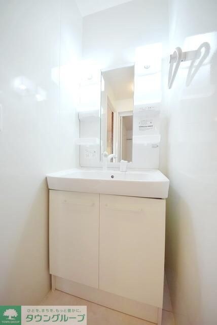 シャイン・カワナベの物件内観写真