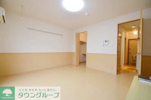 リビングタウン三橋の物件内観写真