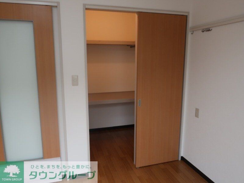 ペディガーデン一番館の物件内観写真