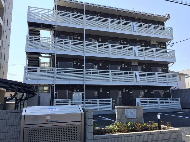 レオネクストヴィラージュの物件外観写真