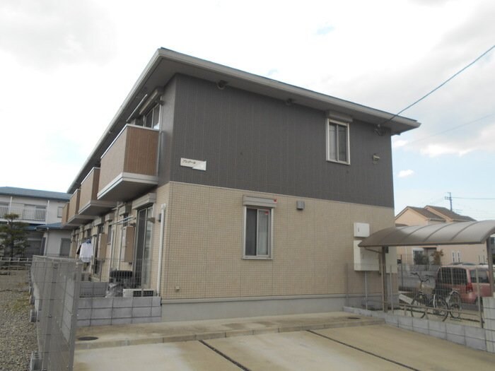 プレジールの物件外観写真