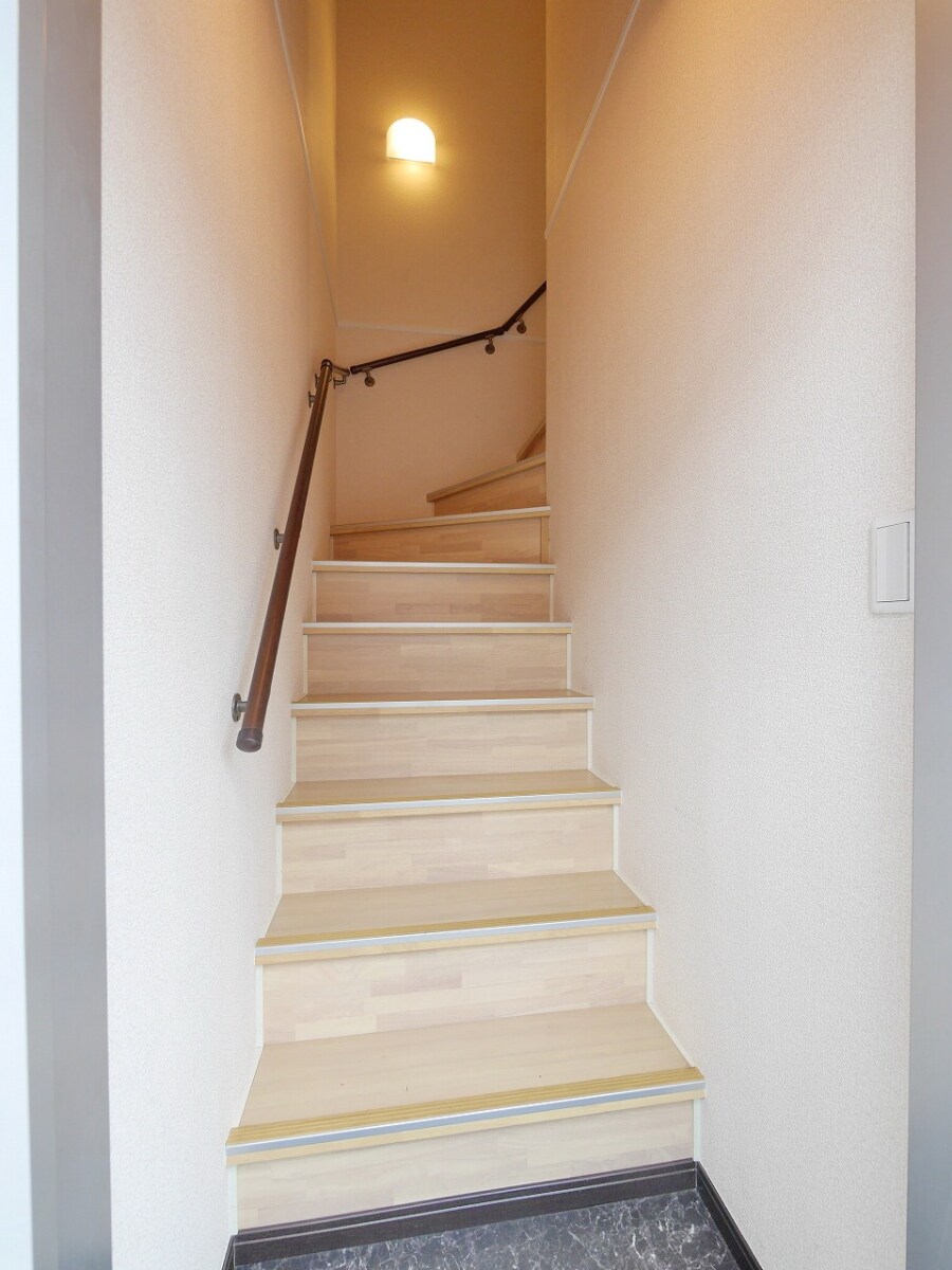 レオネクストラシーヌ弐番館の物件内観写真