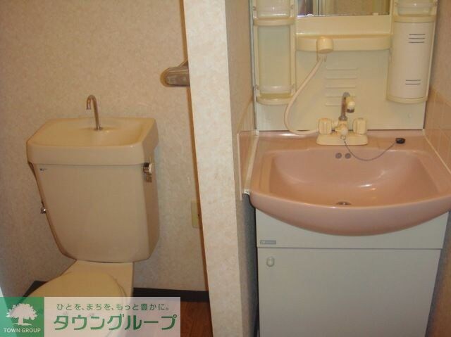 ヴィアーレヤマザキAの物件内観写真