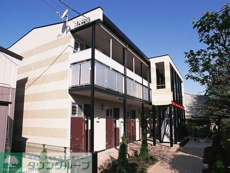 レオパレスコートハウス南平Cの物件外観写真