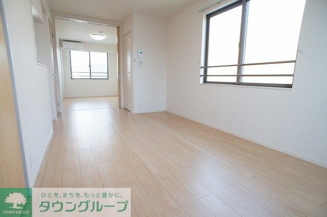 ルミエールBの物件内観写真