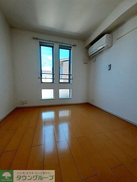 レジデンス KASUKABEの物件内観写真