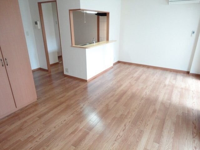 ガーデンヒルズNAKAYAMA参番館の物件内観写真