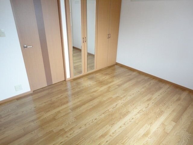 ガーデンヒルズNAKAYAMA参番館の物件内観写真