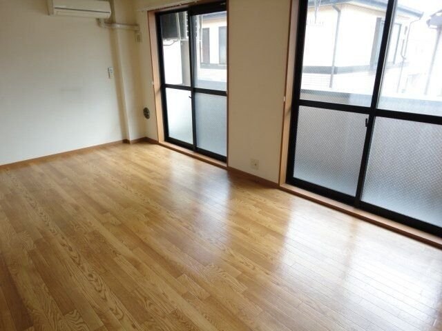 ガーデンヒルズNAKAYAMA参番館の物件内観写真