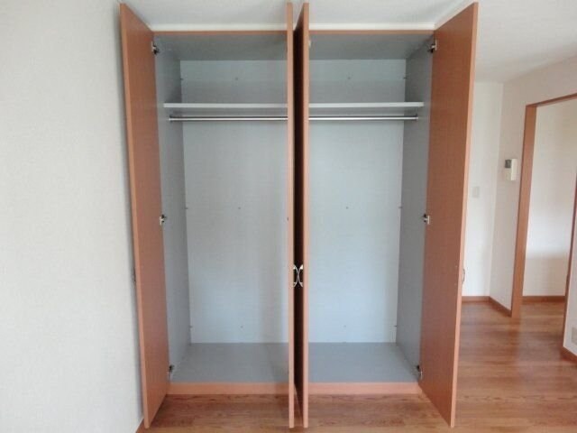 ガーデンヒルズNAKAYAMA参番館の物件内観写真