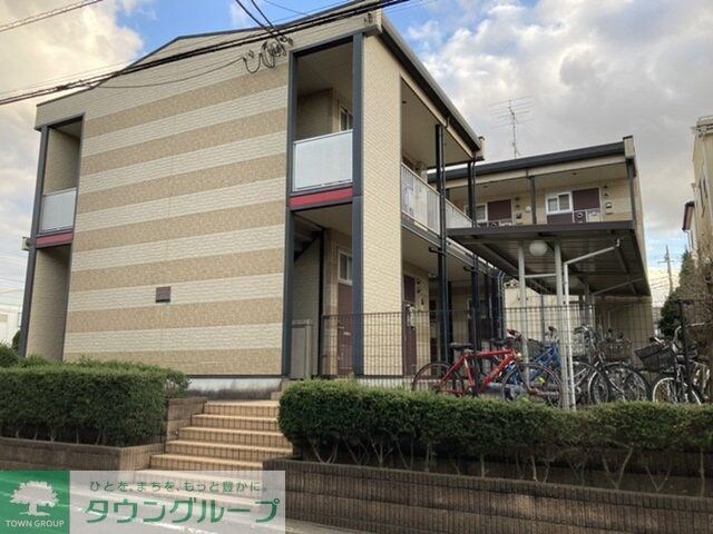 レオパレスフィットニア川口の物件外観写真