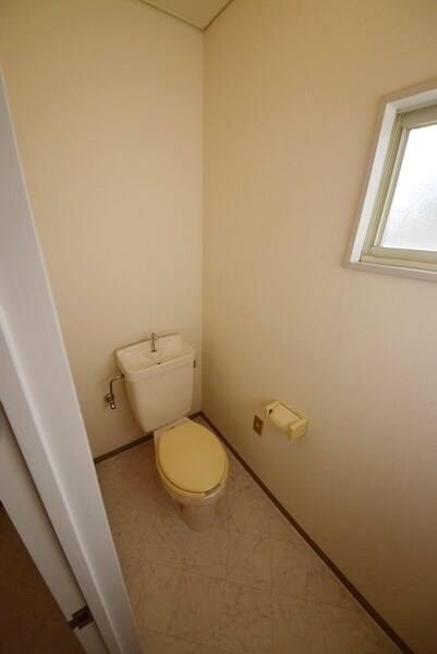 エステート山崎の物件内観写真