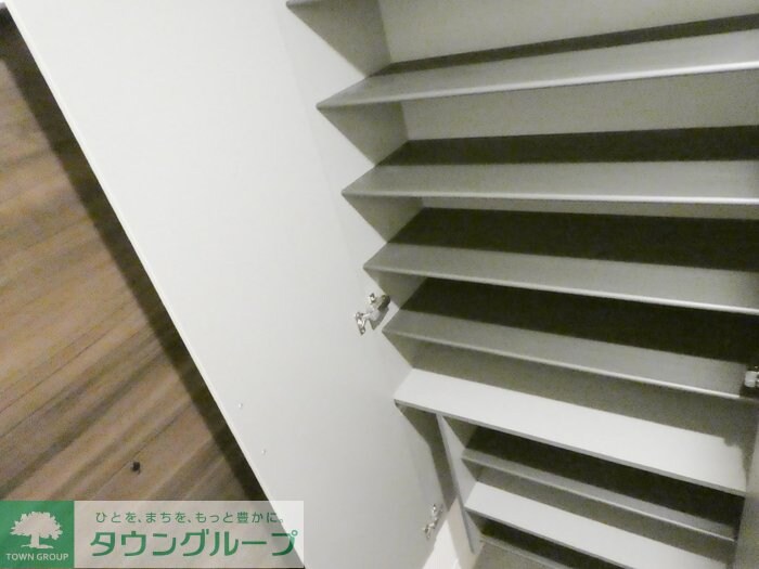 エストリヴィエール東川口の物件内観写真