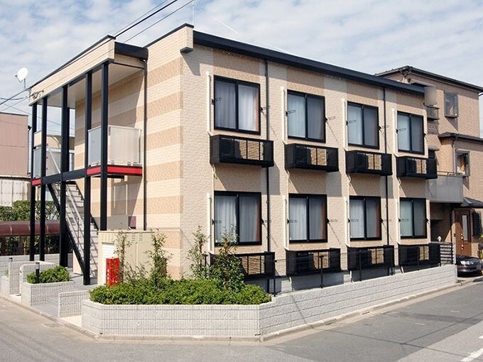 レオパレスウェルストンIIの物件外観写真