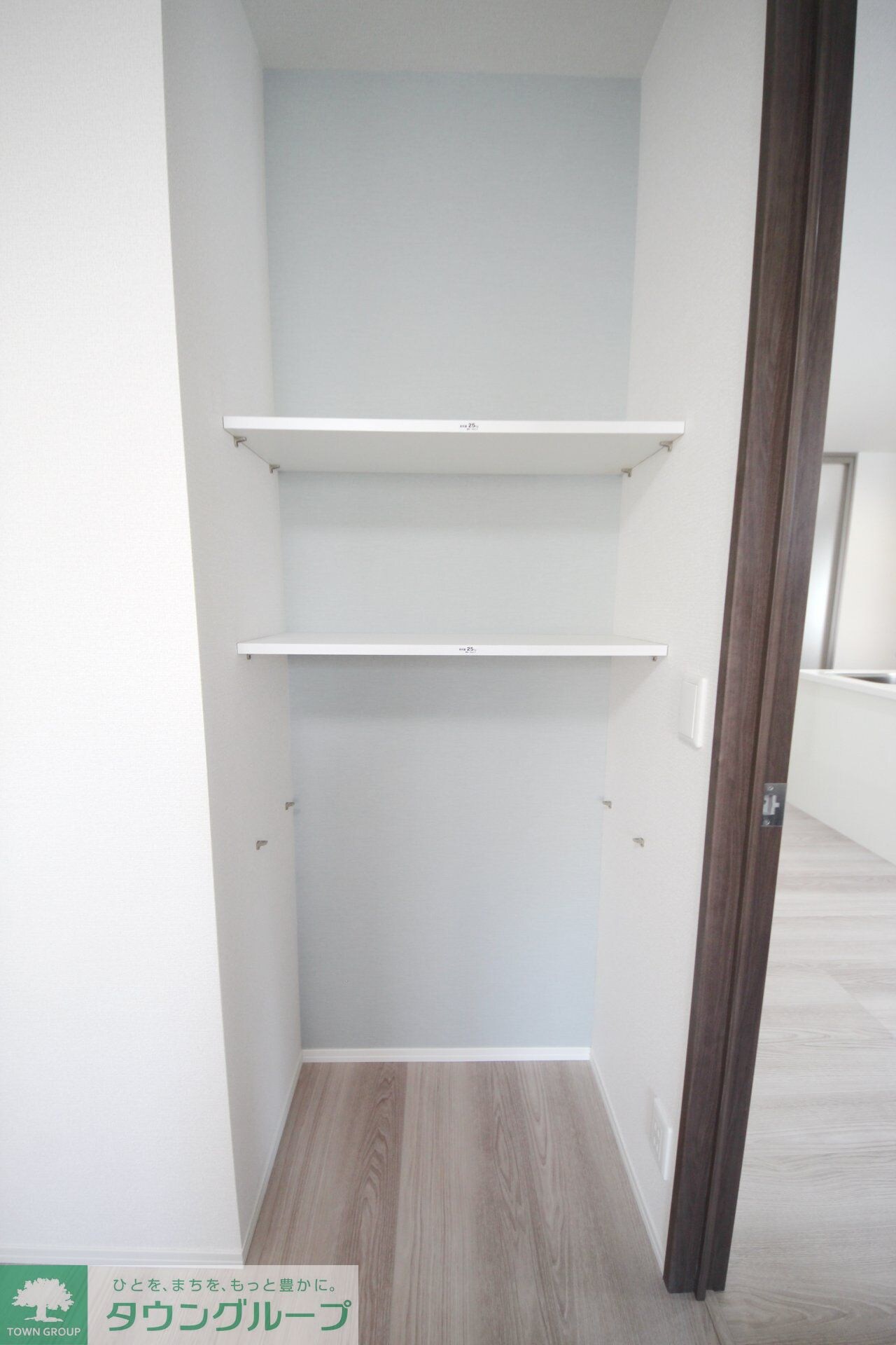 ノーブルパレス上木崎の物件内観写真