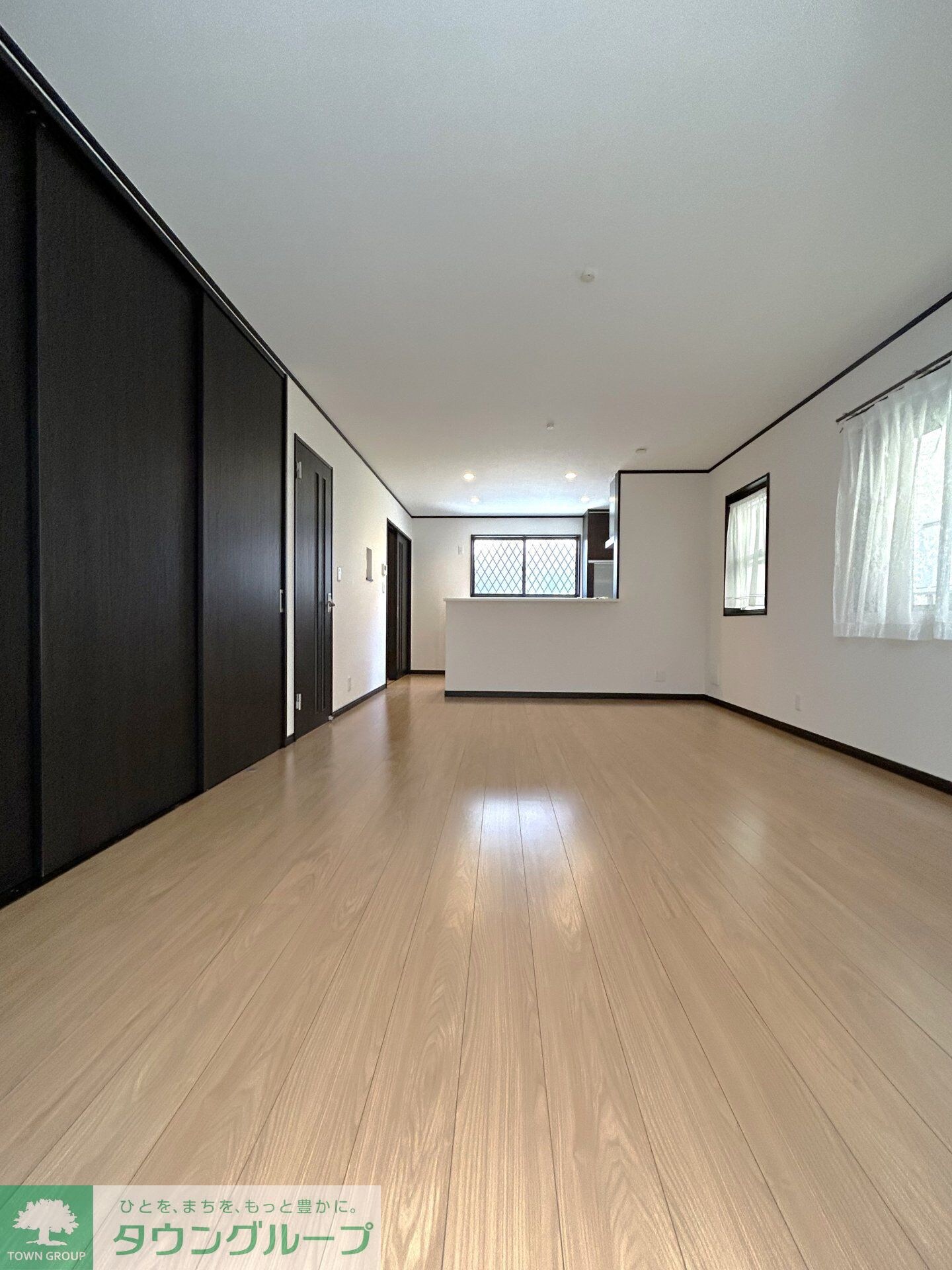 坂下町3丁目戸建の物件内観写真