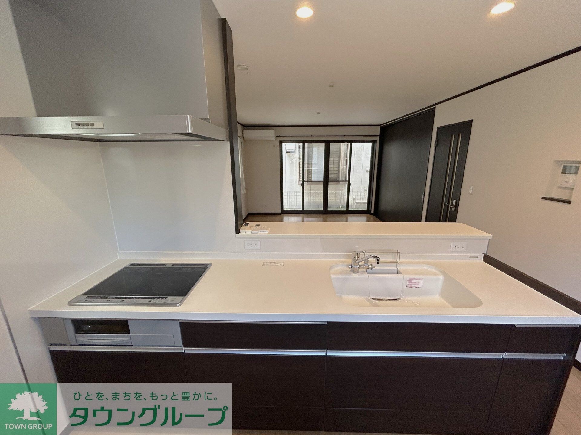 坂下町3丁目戸建の物件内観写真