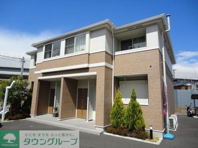 コンフォースの物件外観写真